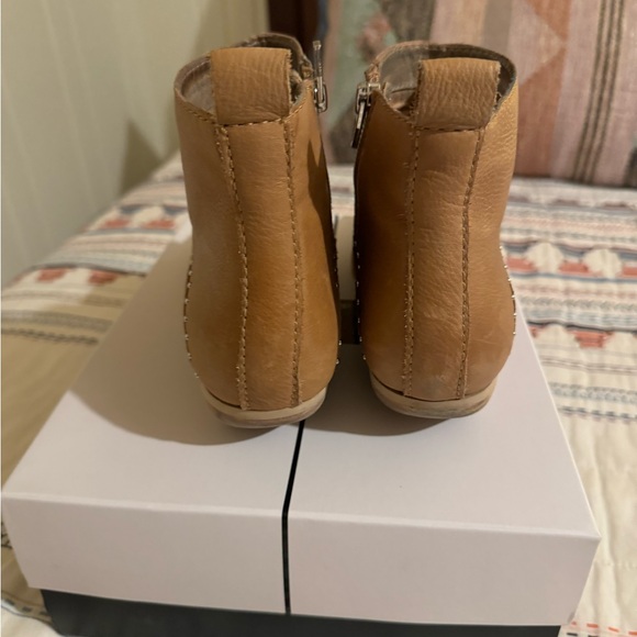Dolce Vita Uma Mocha Leather bootie w/ studs size 8.5 - Picture 4 of 6